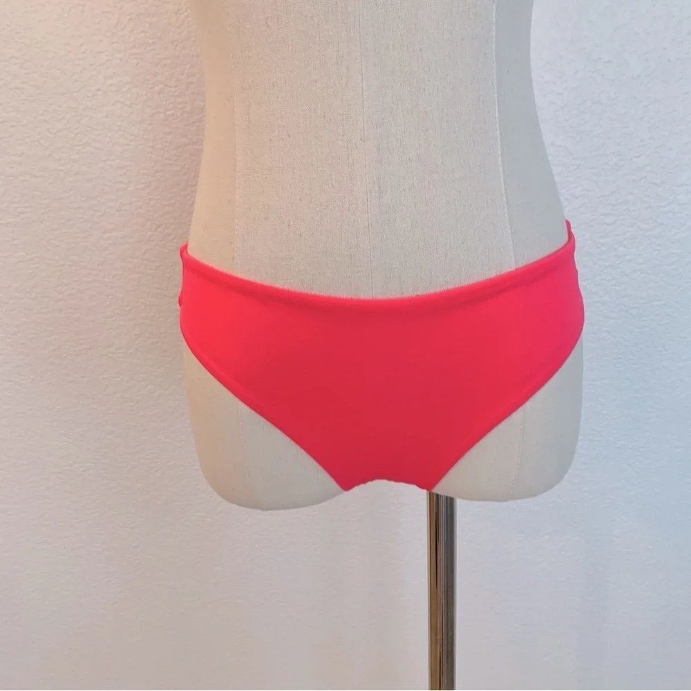 🌞 NWOT VS 2-Piece Set Rainbow Soiree Foil Gold Stripe Off-Shoulder Swimsuit